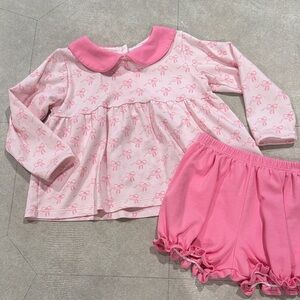 James & Lottie size 4T
Bow long sleeve bloomers/shorts set
Worn once EUC